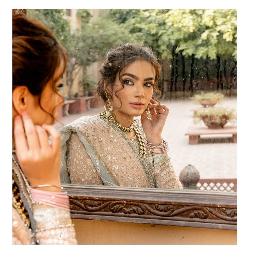 Alyzeh Gabol Stuns In Festive Collection By Kanwal Malik