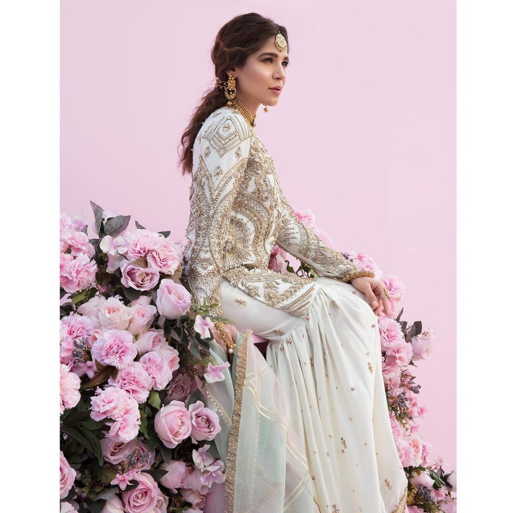 Ayesha Omar Featured In Raveena Collection By Kanwal Malik