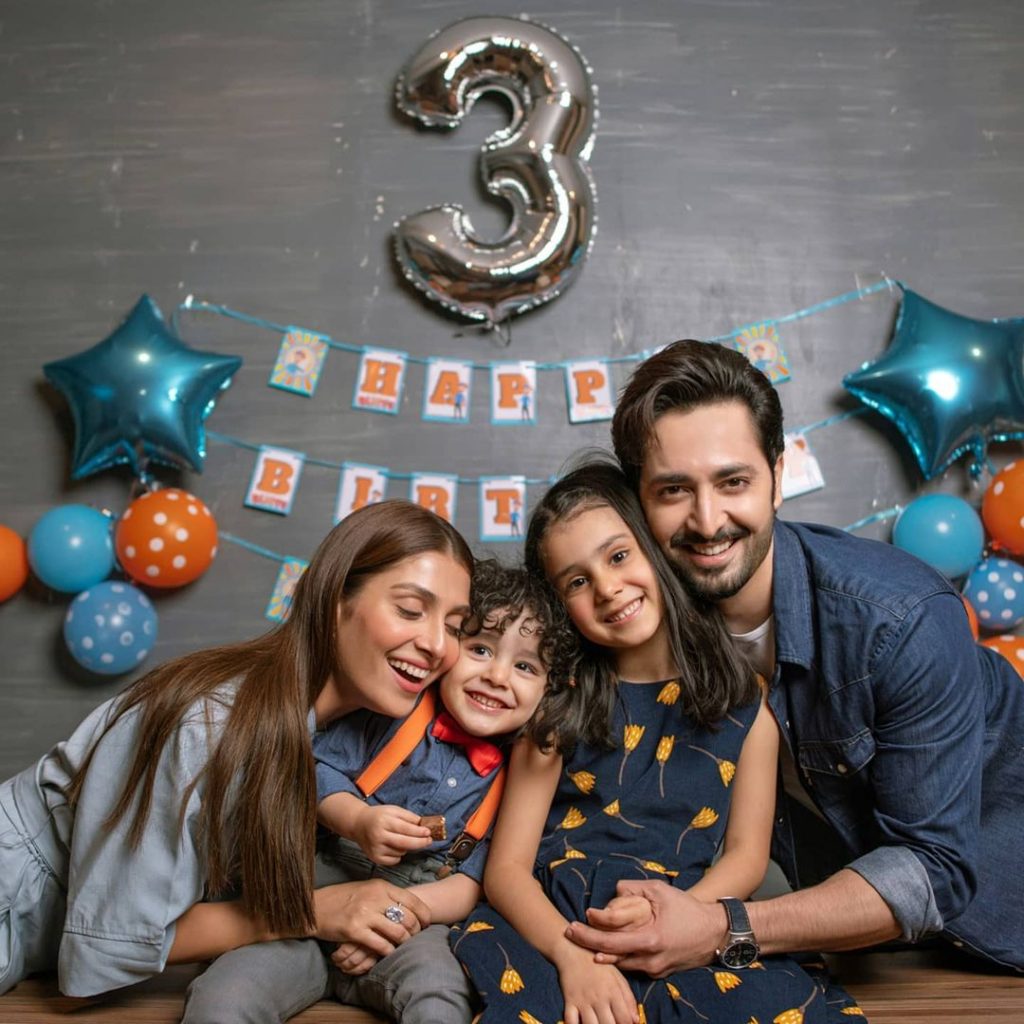 Danish Taimoor Family - 10 Lovely Pictures