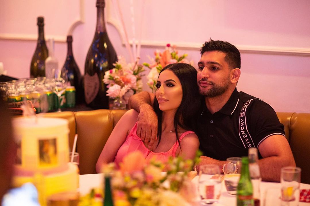 Amir Khan with his Wife Faryal Makhdom - Latest Pictures
