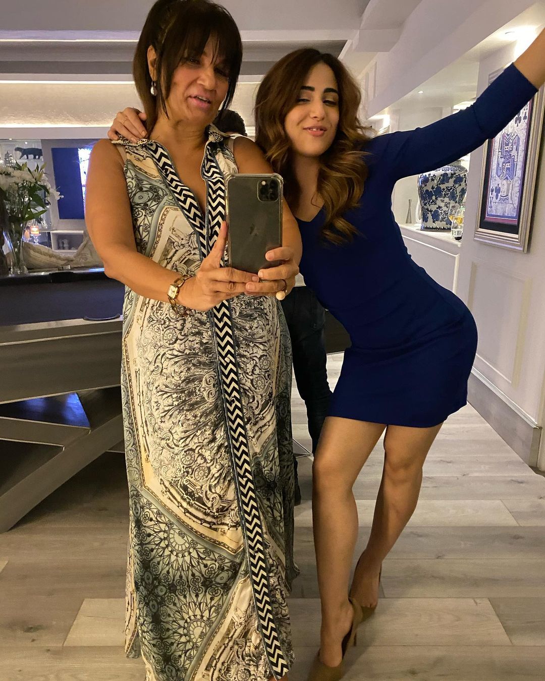 Frieha Altaf Latest Clicks with Celebrities in a Party