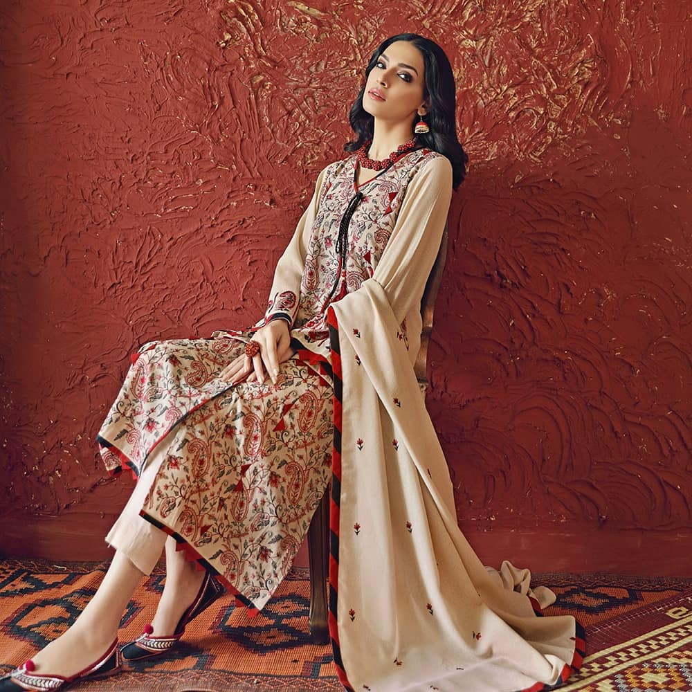 Gul Ahmed Winter Collection 2020 - Pictures And Prices