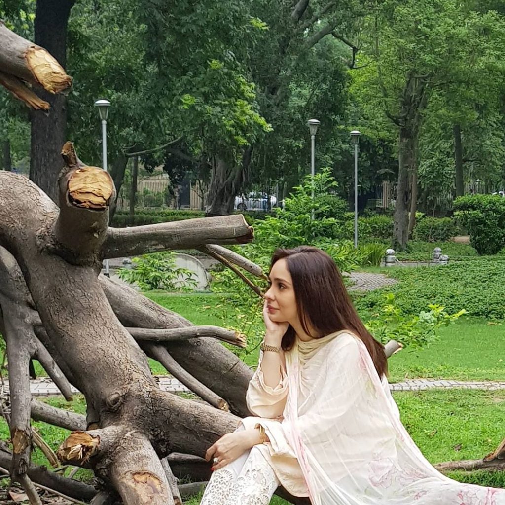 Juggun Kazim Takes Us On Tour Of Her Garden 9