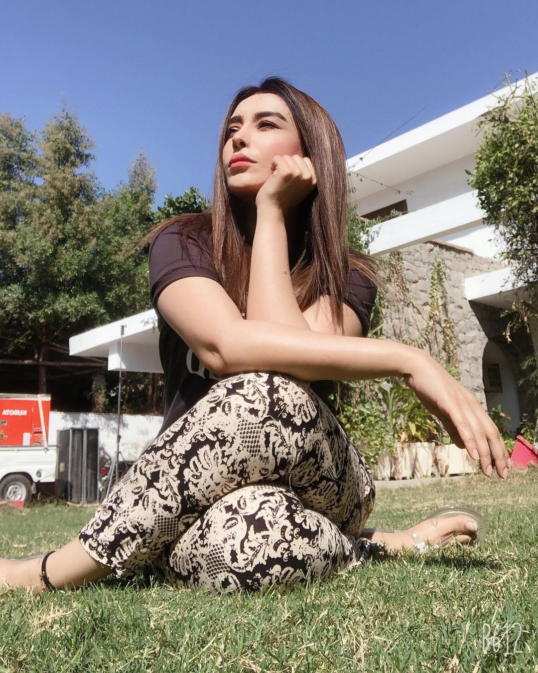 Actress Maira Khan Latest Photos from her Instagram