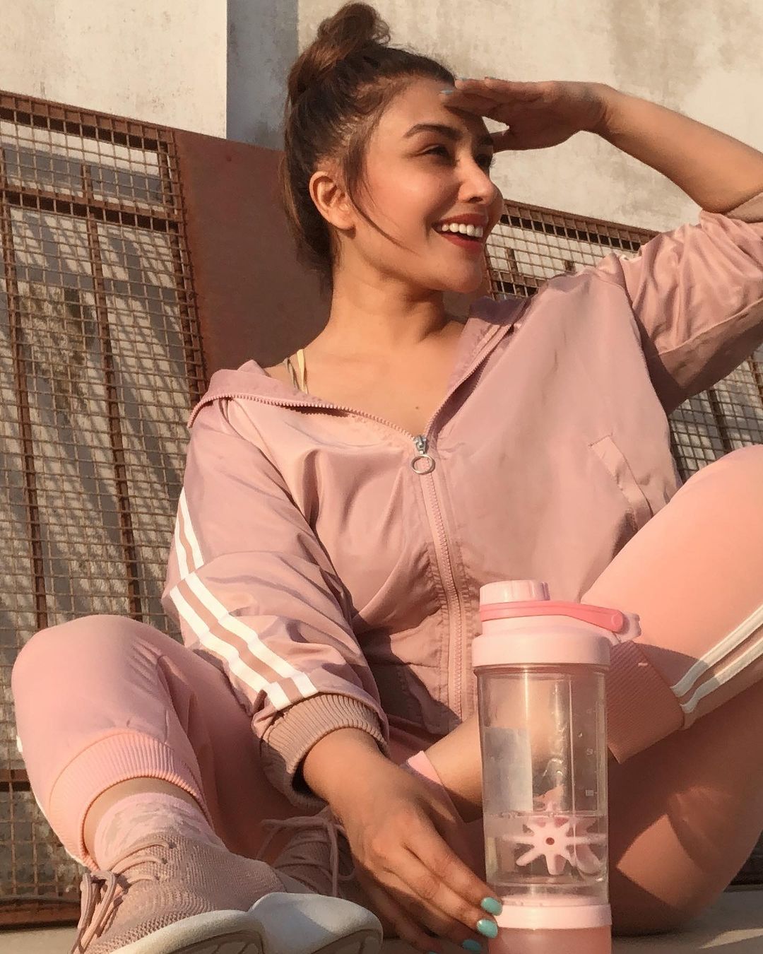 Actress Maira Khan Latest Photos from her Instagram