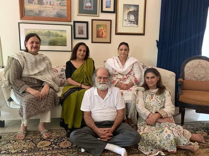 Beautiful Couple Manzar Sehbai And Samina Ahmed - Latest Pictures