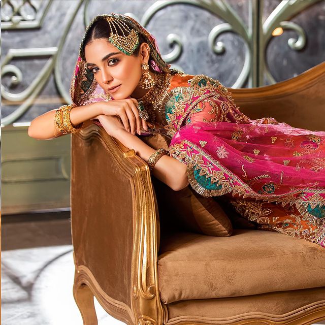 Maya Ali Looks Flawless In Noor Festive Collection