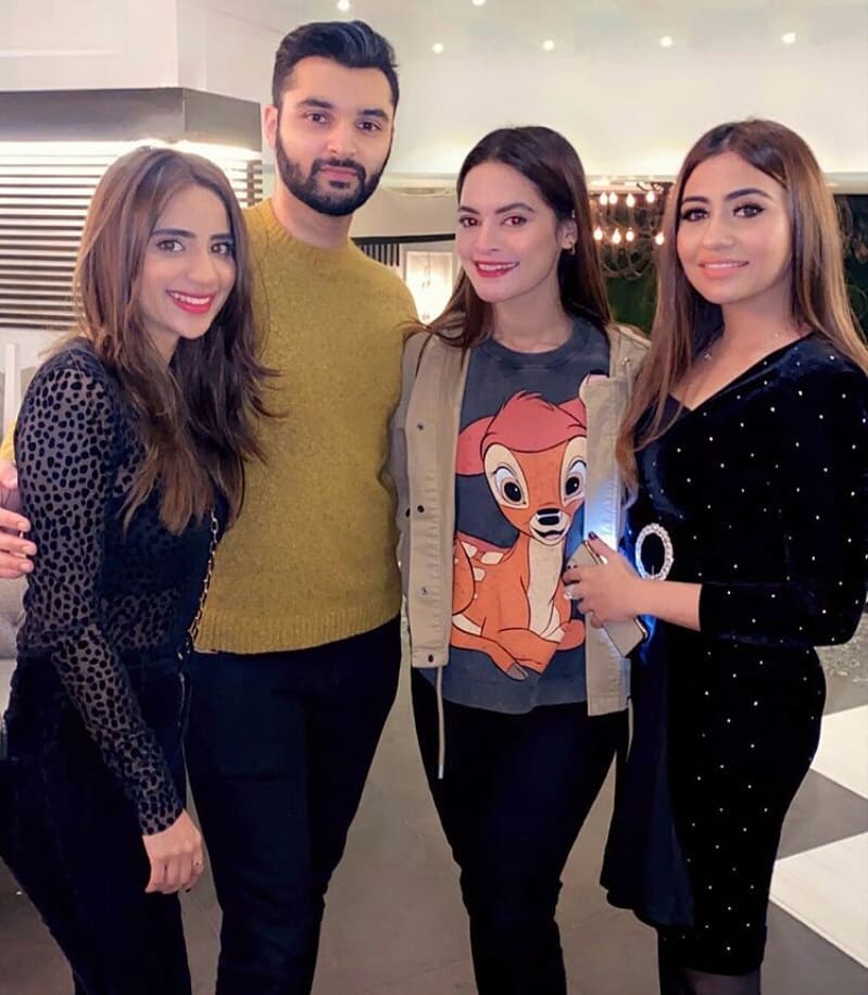 Minal Khan with Friends at a Birthday Party