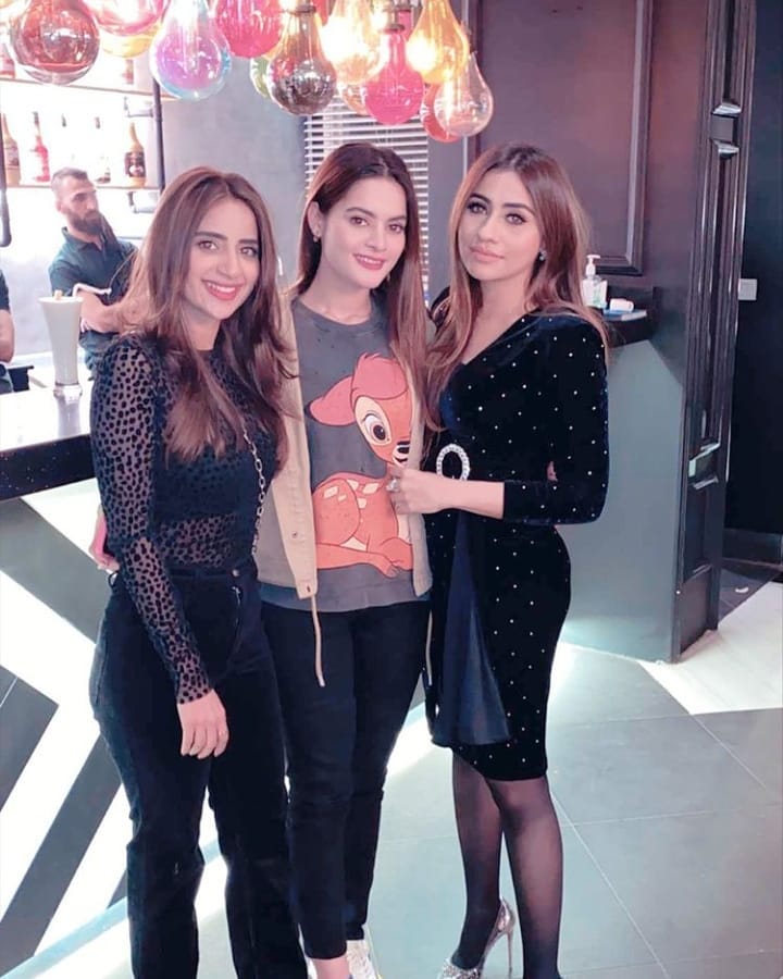 Minal Khan with Friends at a Birthday Party