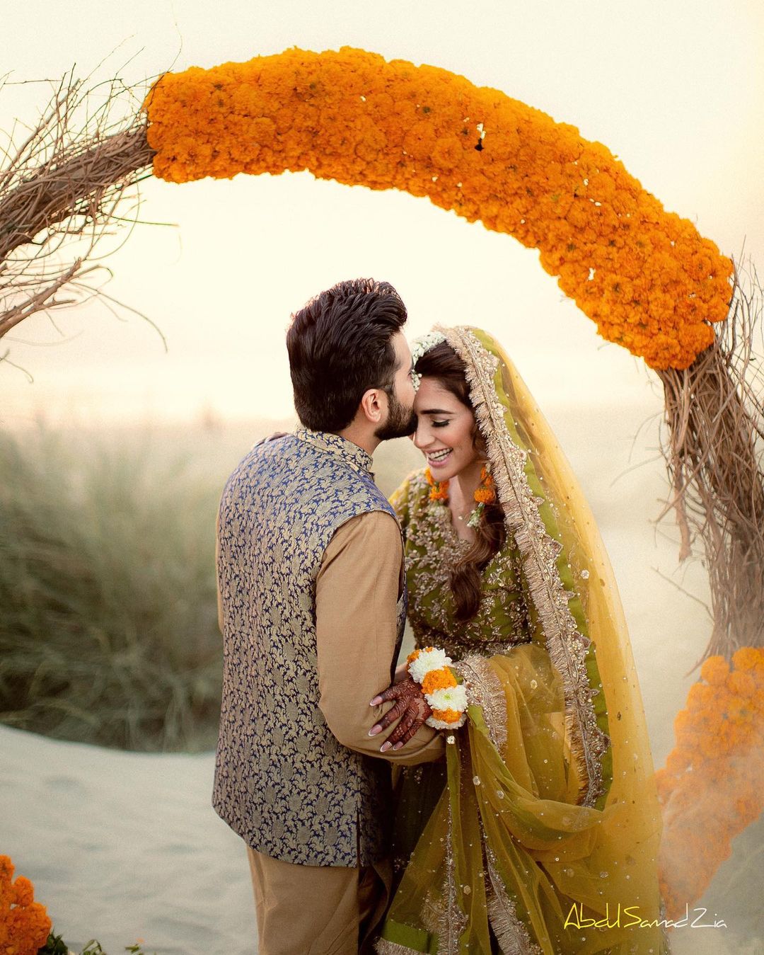 Rabab Hashim Mehndi Photo Shoot