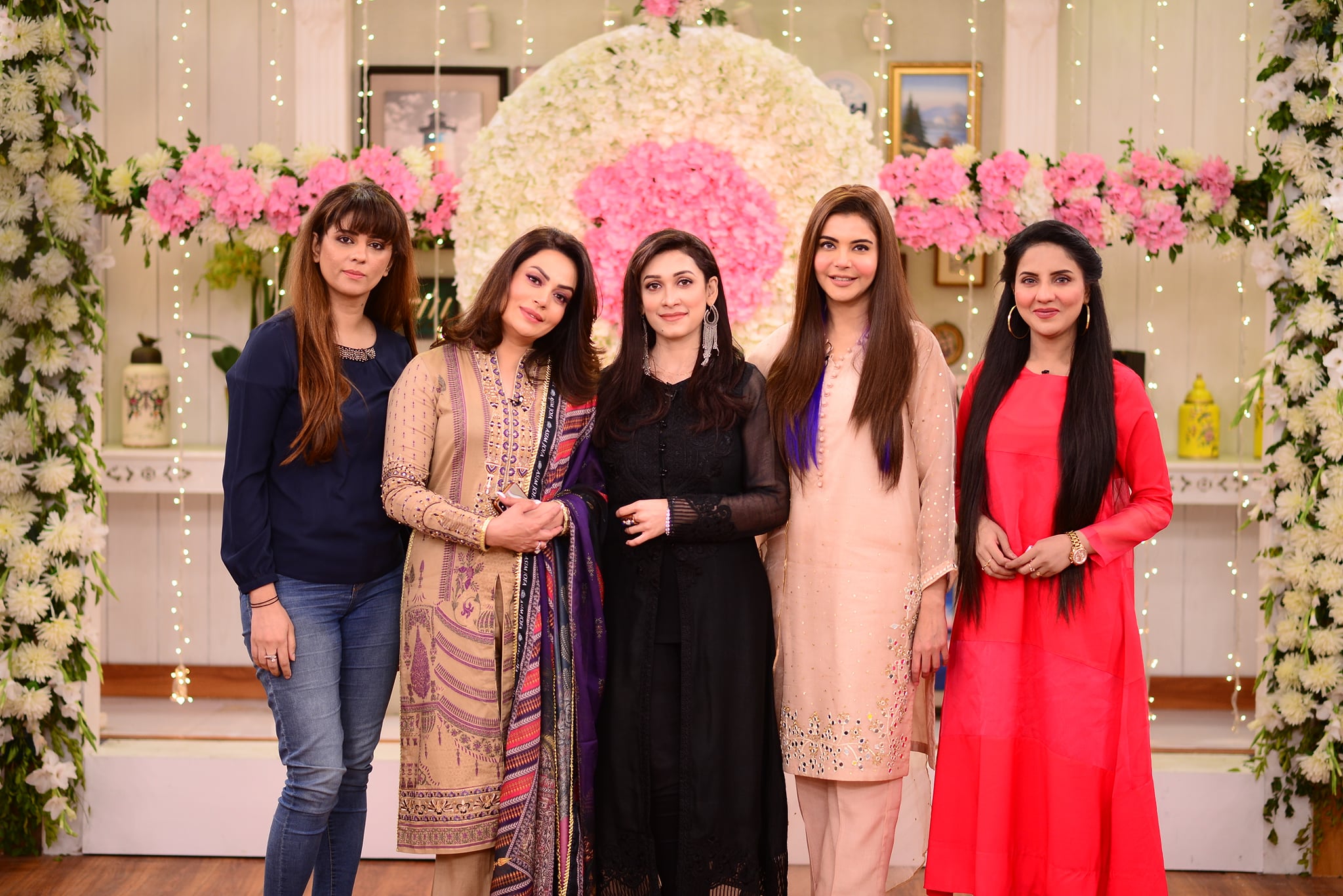 Sadia Imam With her Daughter in Good Morning Pakistan