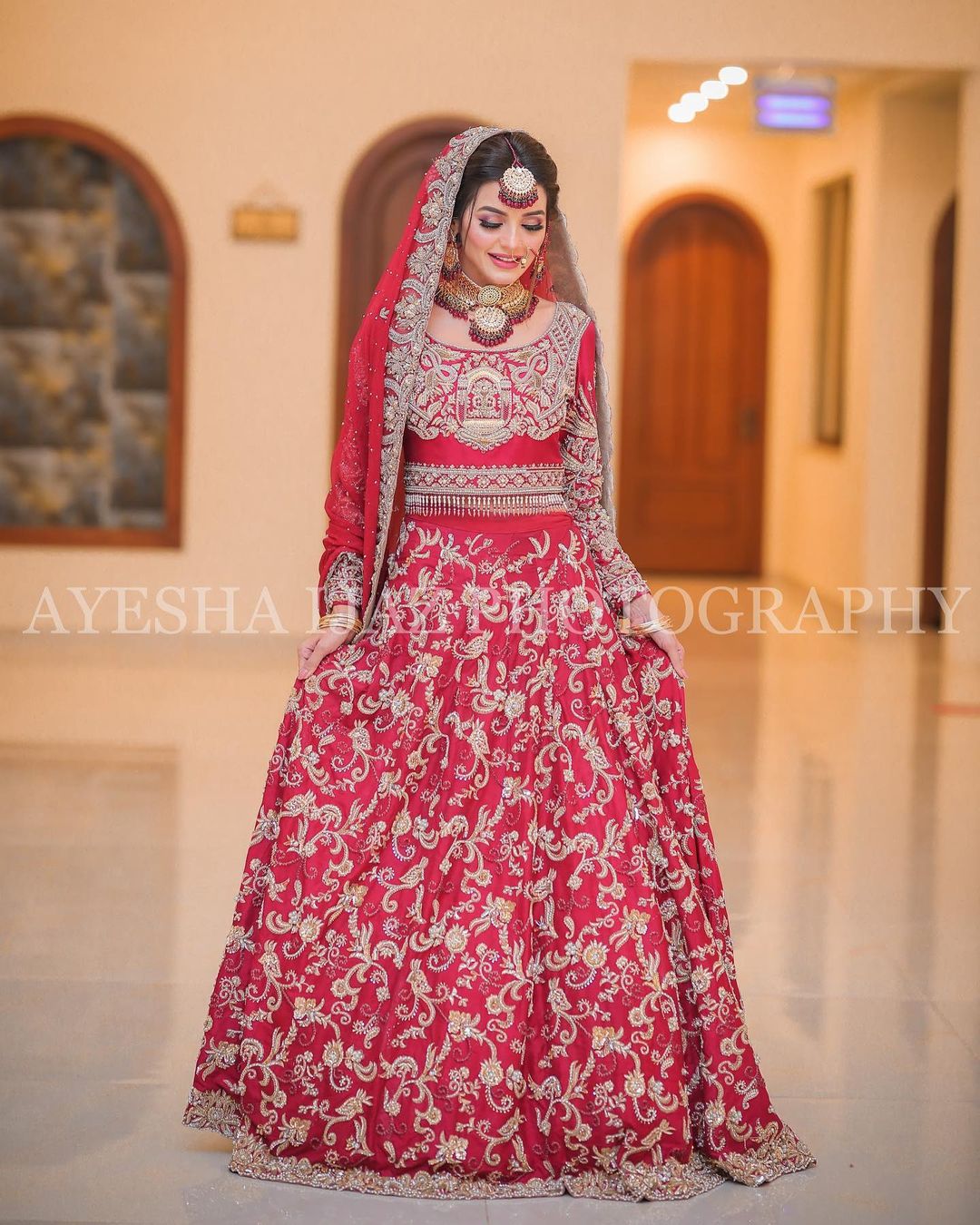 Actress Sadia Khan Beautiful Bridal Shoot for La Fiore