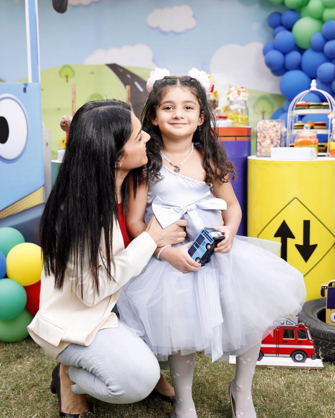 Sanam Jung Daughter 4th Birthday - Cute Pictures