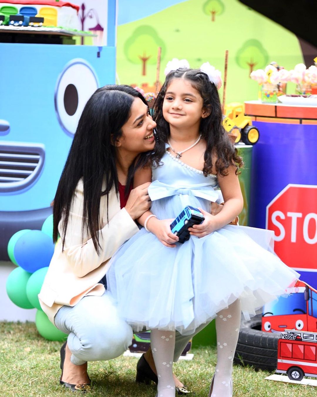 Sanam Jung Daughter 4th Birthday - Cute Pictures