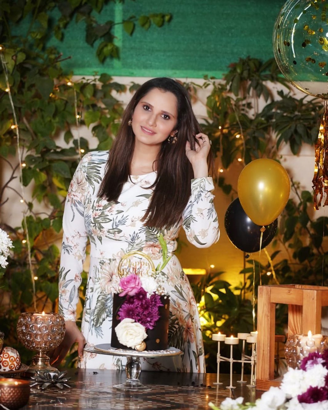 Sania Mirza Birthday with Her Family - Adorable Pictures