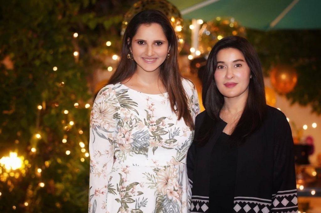 Sania Mirza Birthday with Her Family - Adorable Pictures