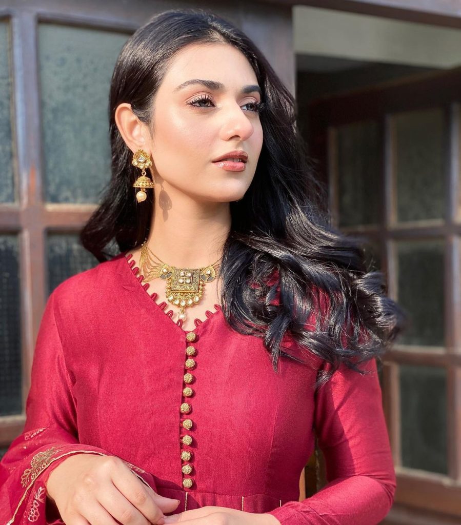 Sarah Khan Shares Tips To Achieve Perfect Lips