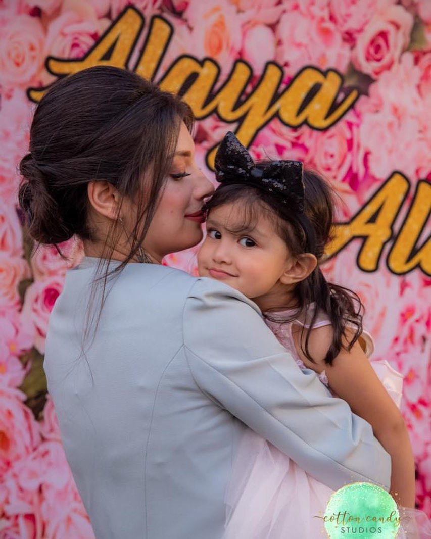 Actress Sidra Batool Daughters Birthday - Beautiful Pictures