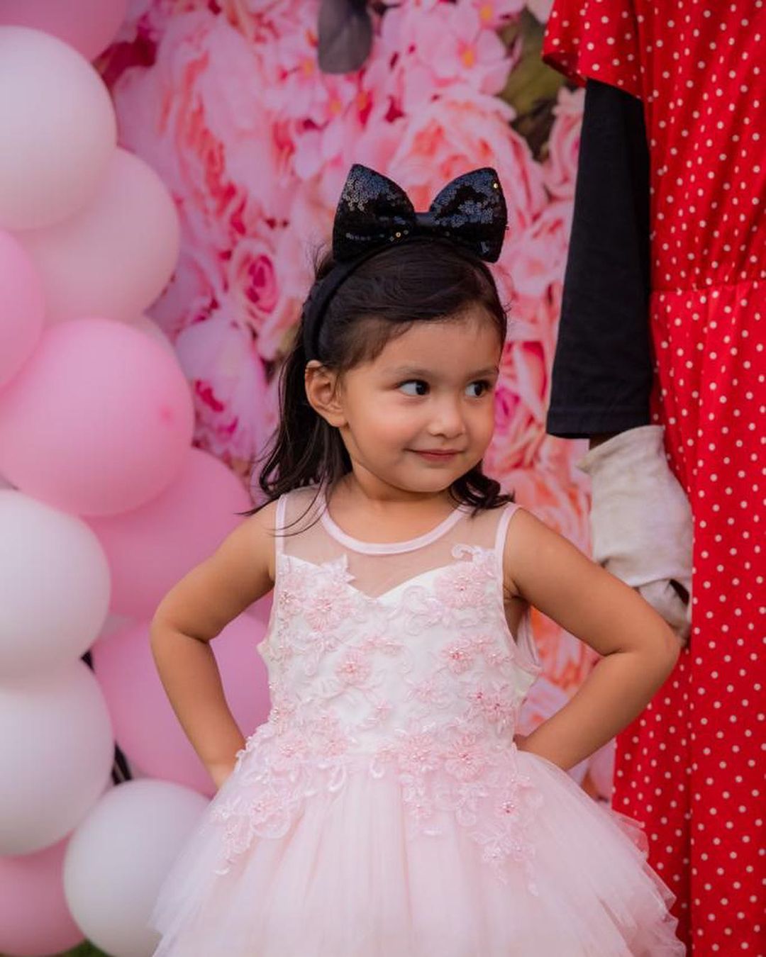 Actress Sidra Batool Daughters Birthday - Beautiful Pictures