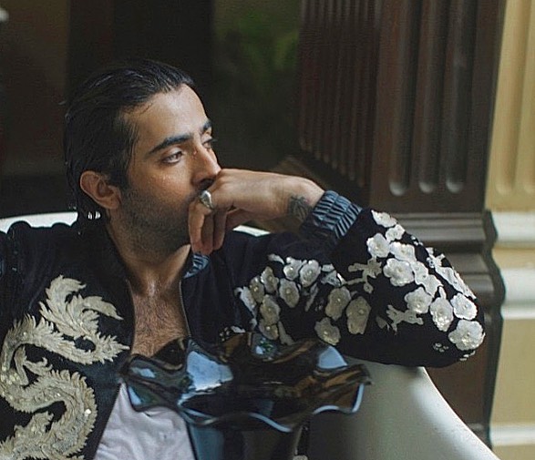 Latest Photos from Syra Yousaf and Shehryar Munawar Photoshoot