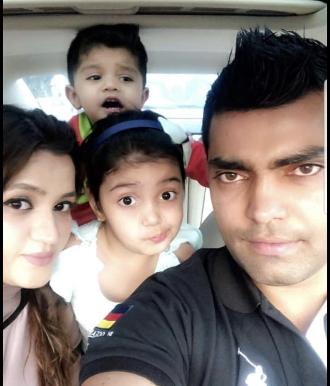 Umar Akmal Wife | 10 Beautiful Pictures | Reviewit.pk