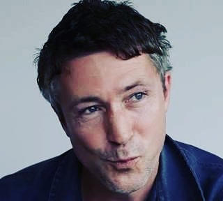 aidan gillen official 21577047 1473983406012259 1590312817888591872 n