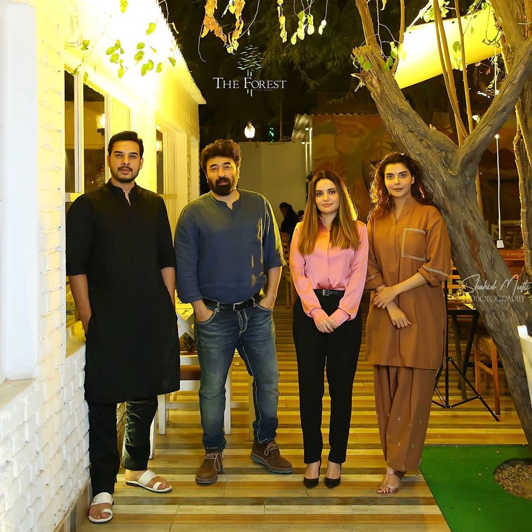 Gorgeous Actress Armeena Khan Spotted at The Forest Restaurant