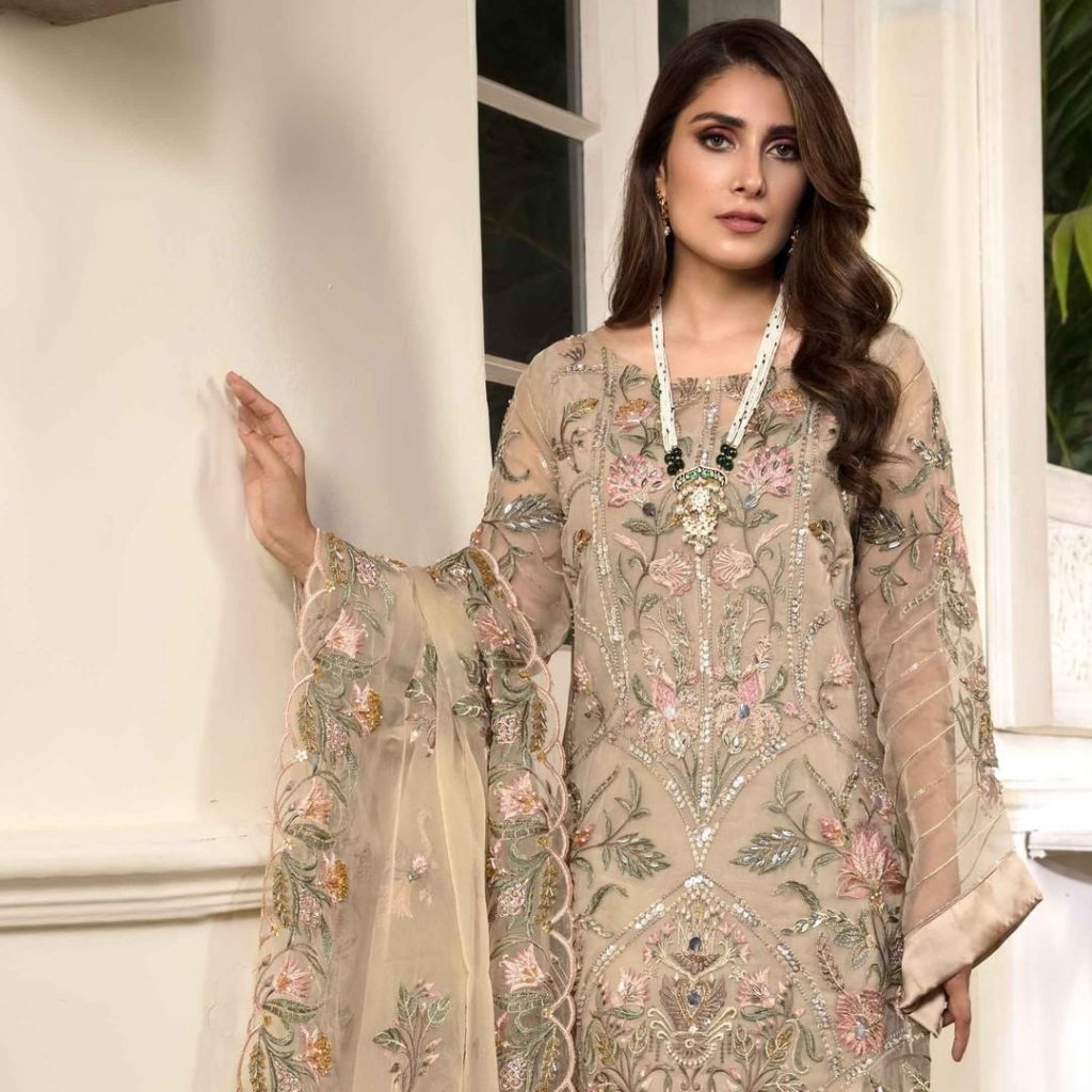 Latest Shoot Of Ayeza Khan For Elaf Premium Clothing Brand