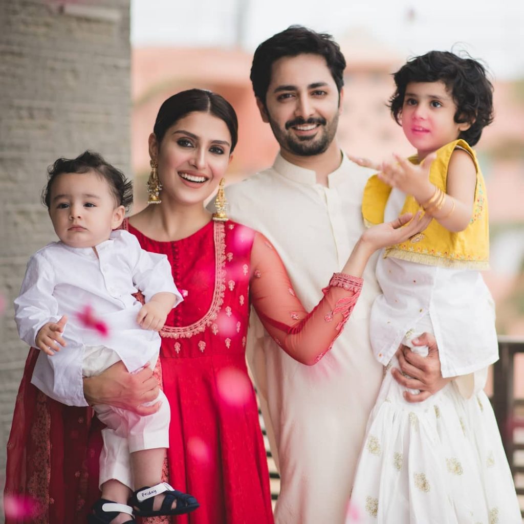 Best Family Picture Poses to Learn From Ayeza Khan and Danish Taimoor