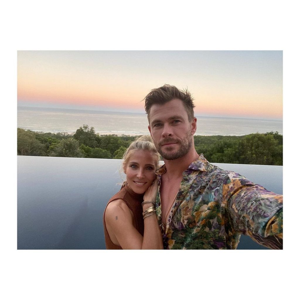 Chris Hemsworth Wife | 10 Lovely Pictures