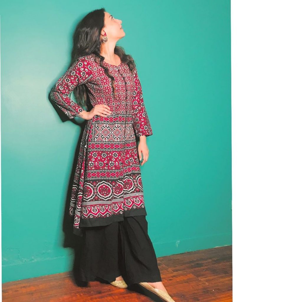 Latest Elegant Formal Dresses of Hina Agha