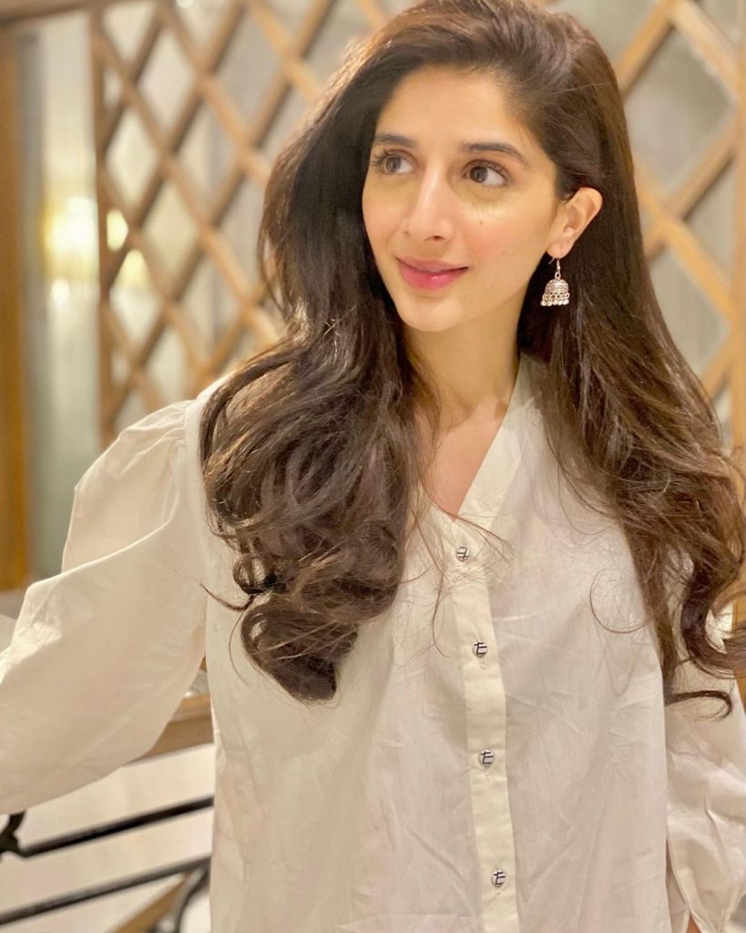 Mawra Hocane Appreciating Yumna Zaidi