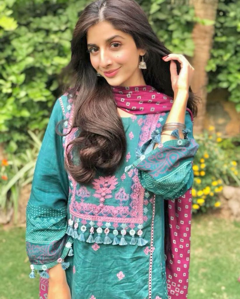 Mawra Hocane Appreciating Yumna Zaidi