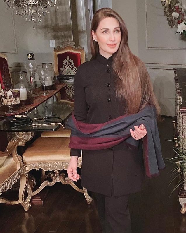 Unique Style Adapted By Reema Khan On Halloween