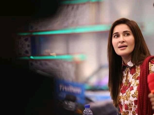 Dr Shaista Lodhi all the Way From Her Clinic