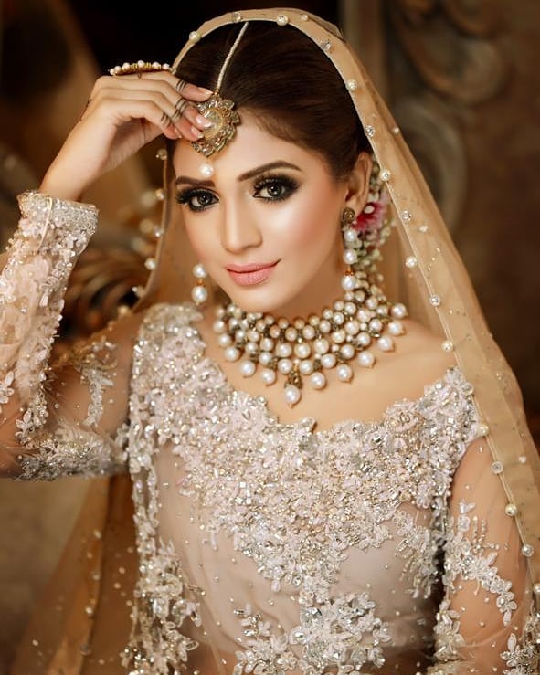 Latest Bridal Shoot Featuring Laiba Khan