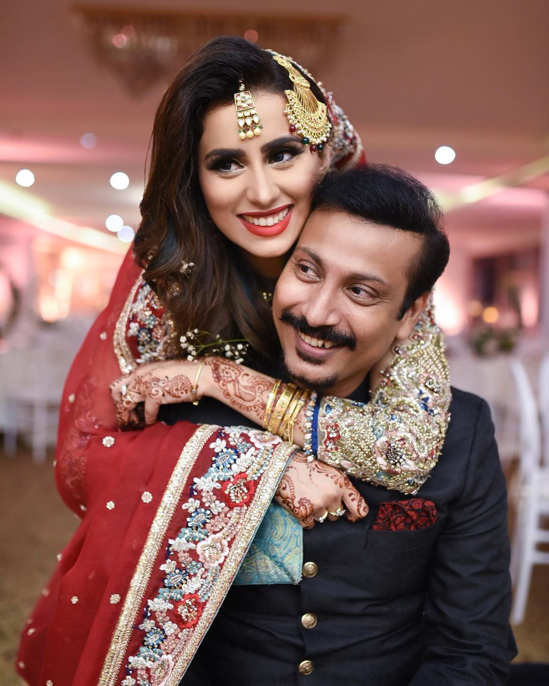 Faisal Sabzwari Wife - 10 Romantic Pictures