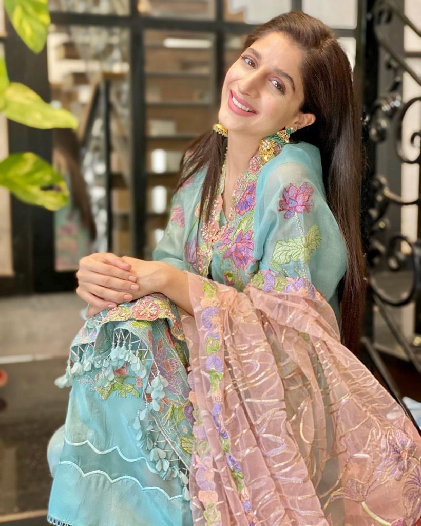 Mawra Hocane Highlights The Concept Of Beauty In The Industry