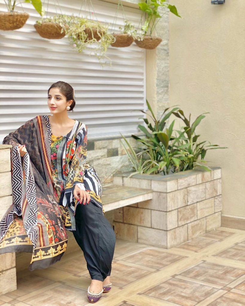 Mawra Hocane's Look From Her Friend's Mayoon