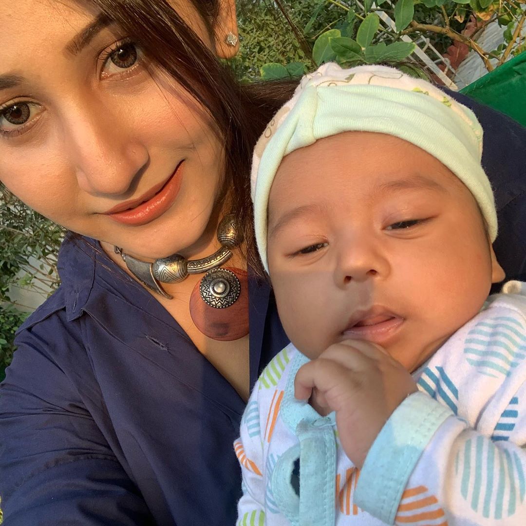 Actress Pari Hashmi Latest Photos with her Son