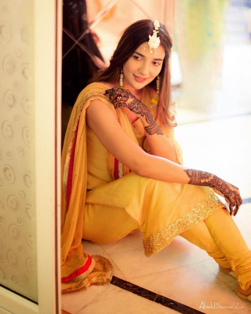 Rabab Hashim Mehndi And Mayoun - Pictures And Videos