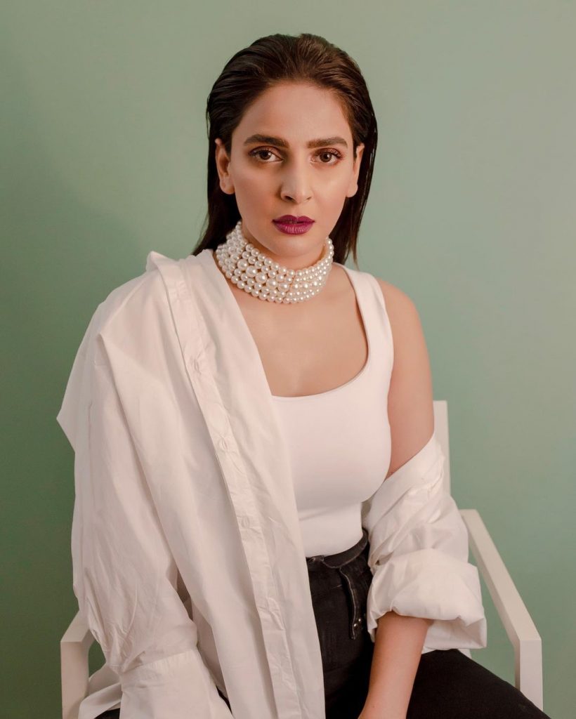 Lovely Photos of Saba Qamar With 45 Shades of White