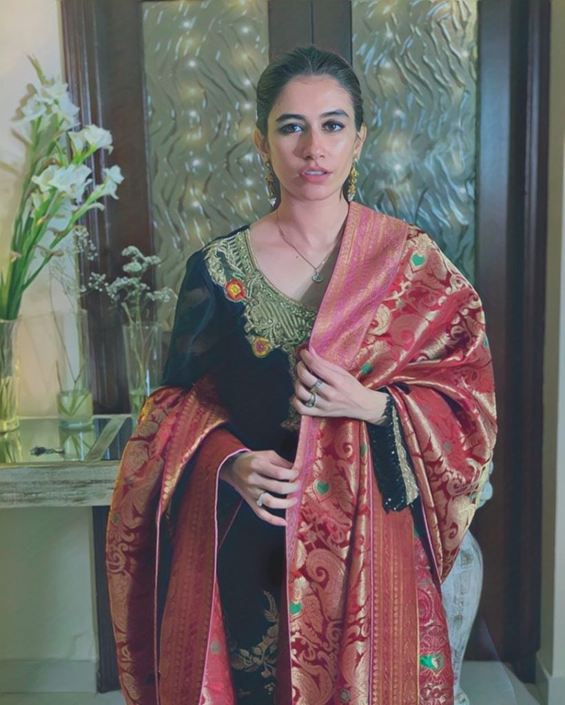 Exquisite Pictures of Syra Yusuf in Eastern Attire