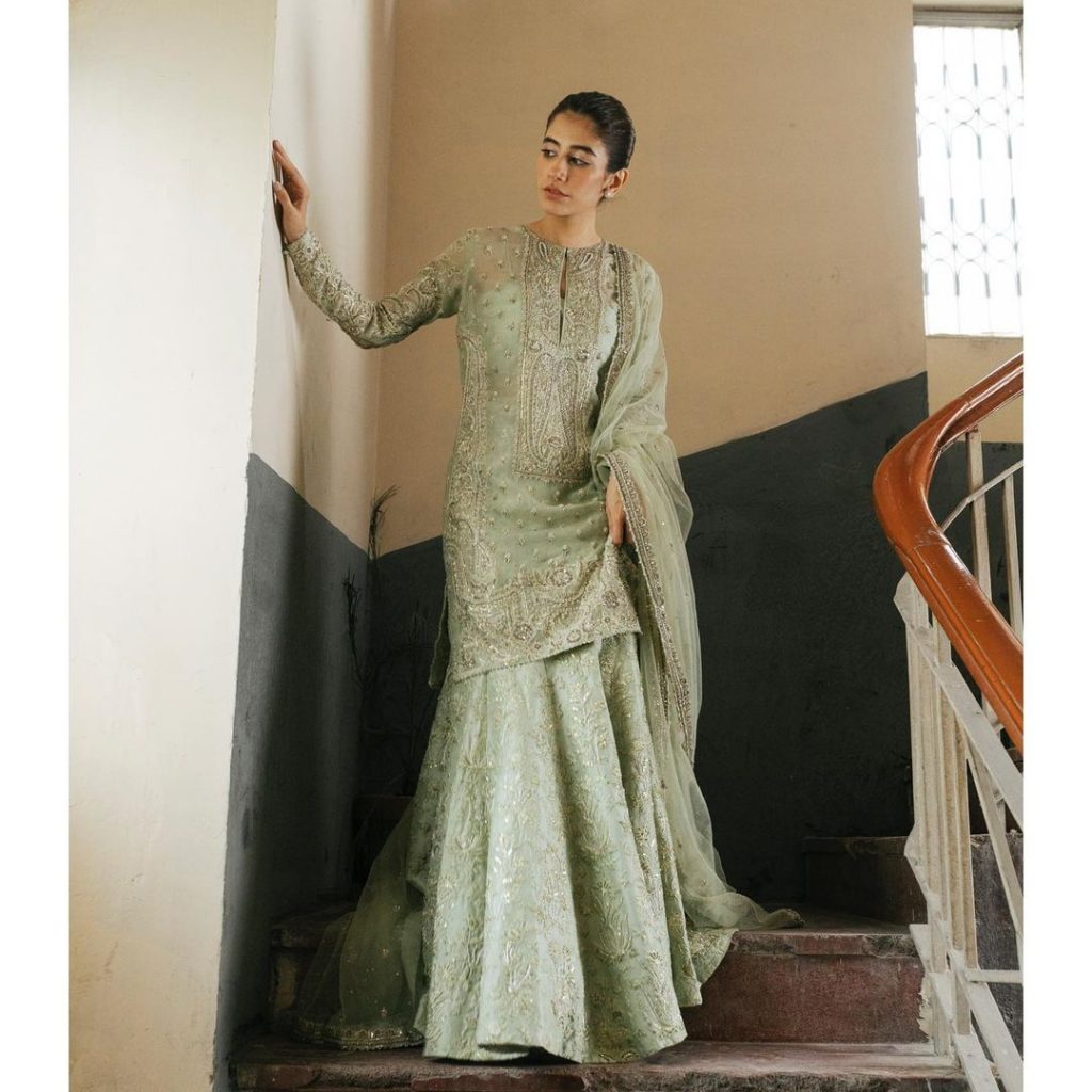 Exquisite Pictures of Syra Yusuf in Eastern Attire
