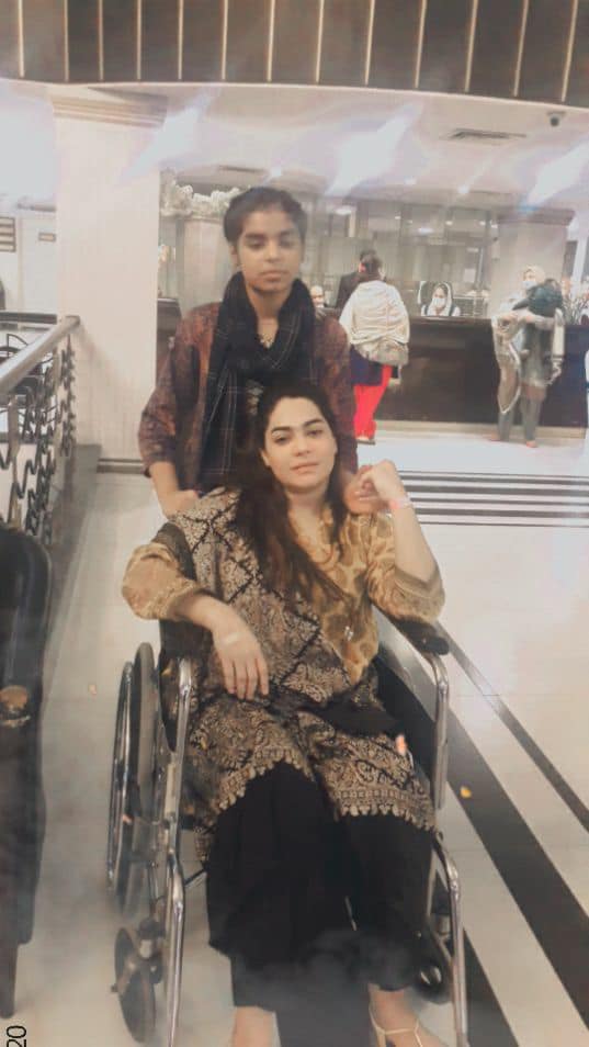 Sanam Marvi Returns Home From Hospital