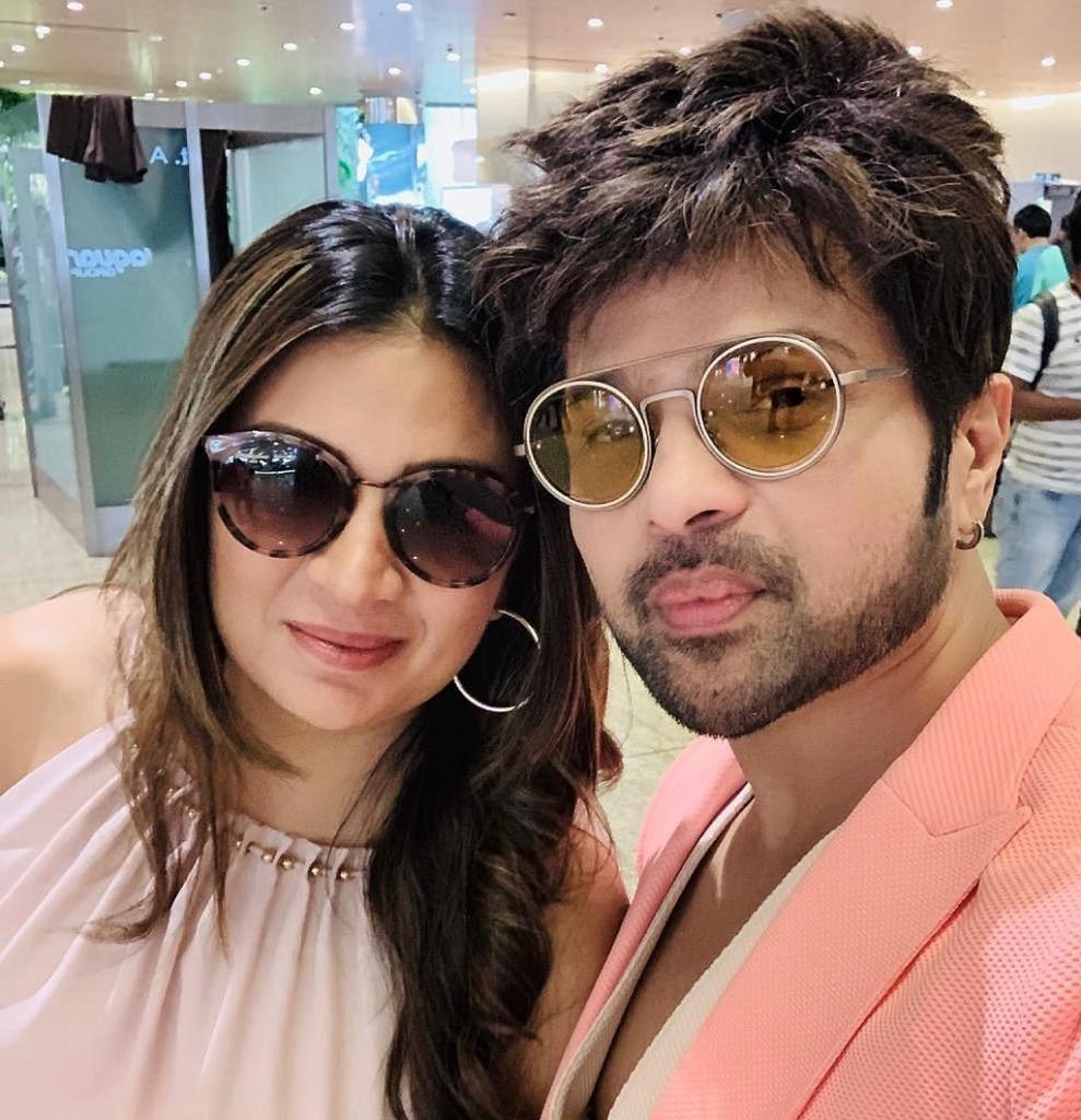 Himesh Reshammiya Wife | Lovely pictures