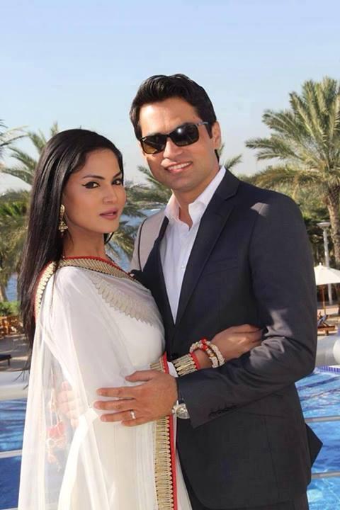 Custody Fight Between Veena Malik And Her Ex-Husband