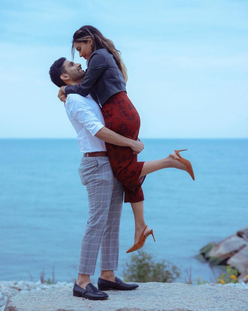 Best Couple Photo Poses of Zaid Ali and Yumna - 2020