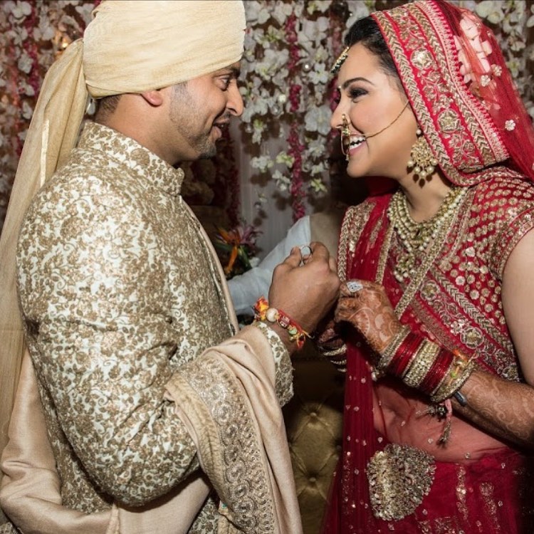 Suresh Raina Wife | 10 Fascinating Pictures