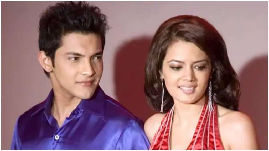 Aditya Narayan Wife | 10 Lovey-Dovey Pictures
